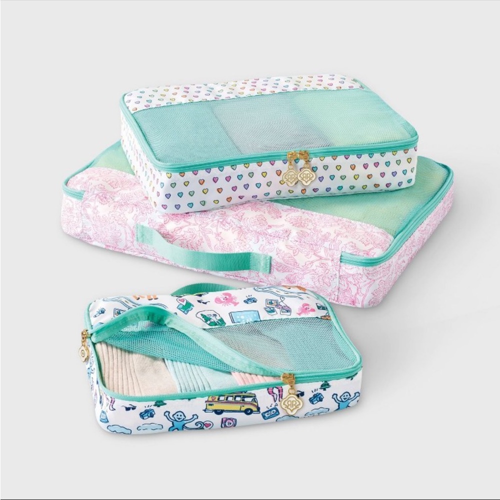 NWT (in-hand) Roller Rabbit x Target - 3 piece Packing Cube Set